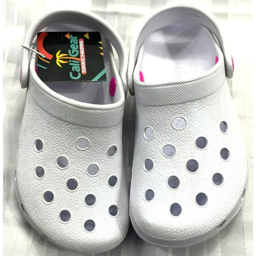 Skechers Youth Girls Heart Charmer Clogs, color white, size 12 - Picture 1 of 10